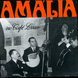 Amália no Café Luso
