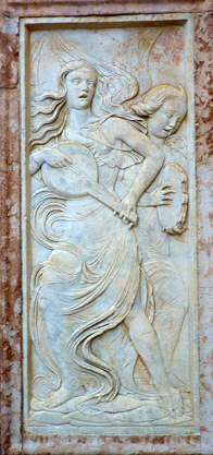 Oratorio de San Bernardino (Perugia, Italie). Détail de la façade