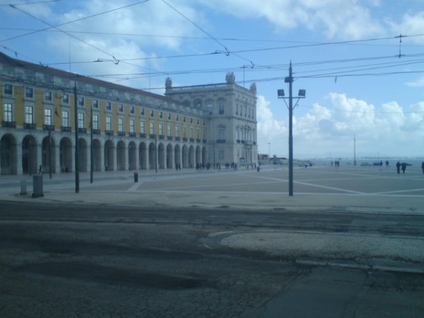 Lisboa, praça do Comercio, 12 mars 2010