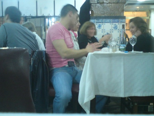 Dans un restaurant du Cais do Sodré, Lisbonne, 12 mars 2011