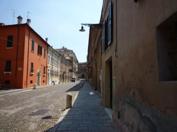 Ferrare (Émilie-Romagne, Italie), Corso Ercole I d'Este, 9 juillet 2010