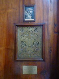 Confessionnal. Spoleto = Spolète (Ombrie, Italie), Duomo. 16 juillet 2012