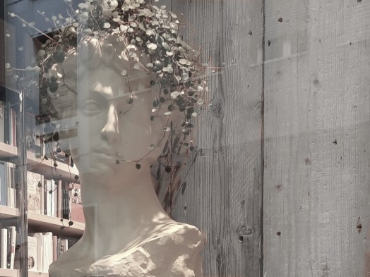 Vitrine à Brescia (Lombardie, Italie), 29 juin 2021