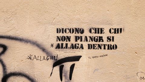 Dicono che chi non piange si allarga dentro (On dit que ceux qui ne pleurent pas s’inondent au-dedans). Vicenza (Vénétie, Italie), 29 juin 2023. Photo Philippe Le Pape.